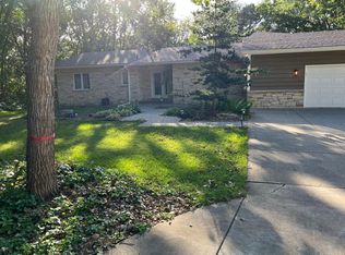 16080 Valley Dr NW, Andover, MN 55304