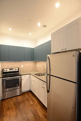 Rented by Corcoran | media 2