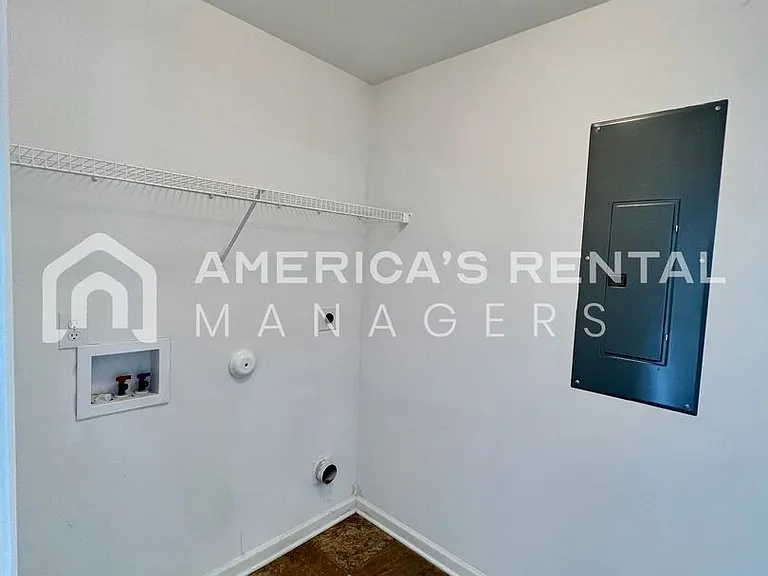 16406 Waterbury Ln — Photo 14