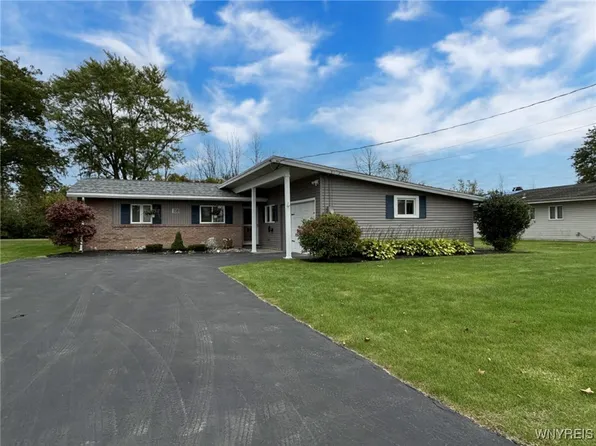 85 Steele Cir, Niagara Falls, NY 14304