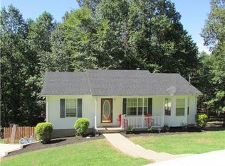 1021 Golden Pond Rd, Chapmansboro, TN 37035