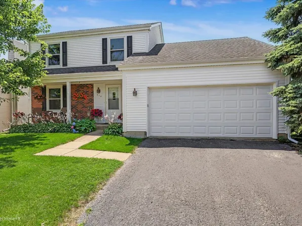 918 Horseshoe Ct, Carol Stream, IL 60188