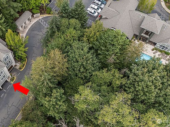 4th image of 3116 164th Street SW #910