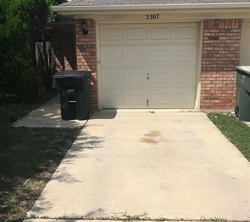 1st image of 2307 Wales Cir