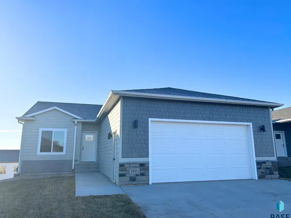 7901 E 44th St, Sioux Falls, SD 57110