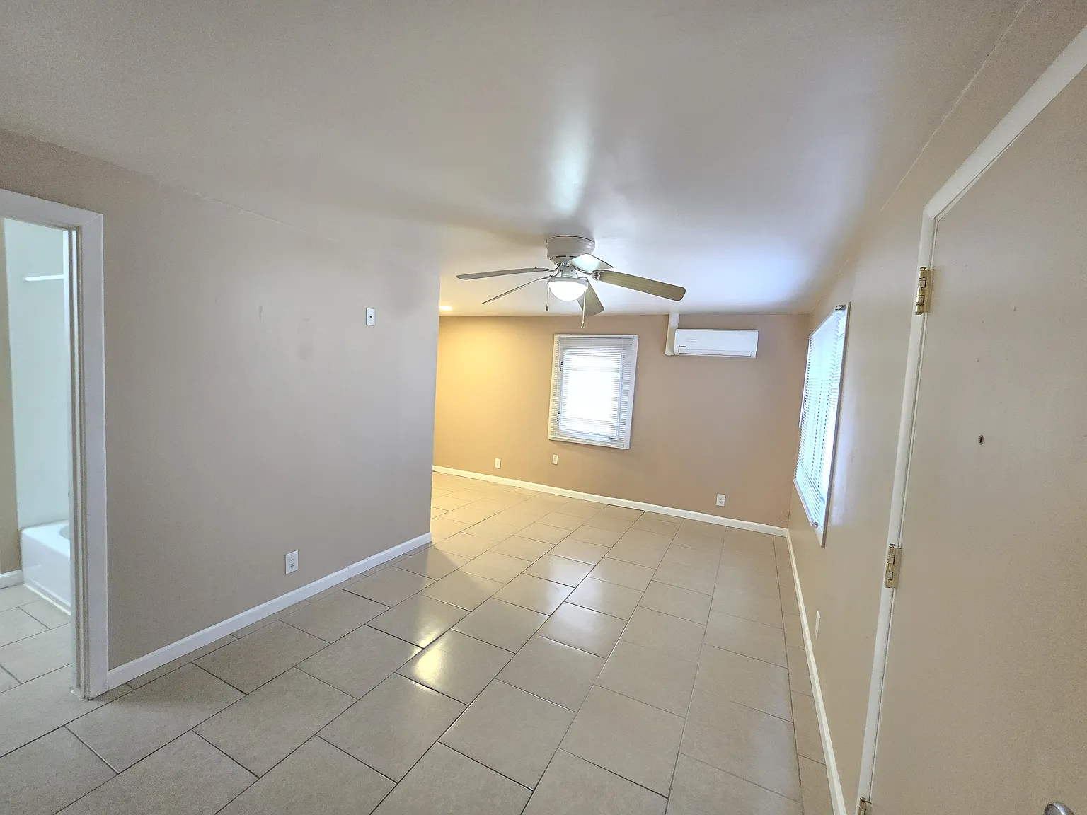 1 bed, 600 sqft, $1,100 — Photo 4