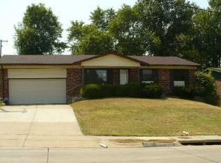 4770 Central School Rd, Saint Charles, MO 63304