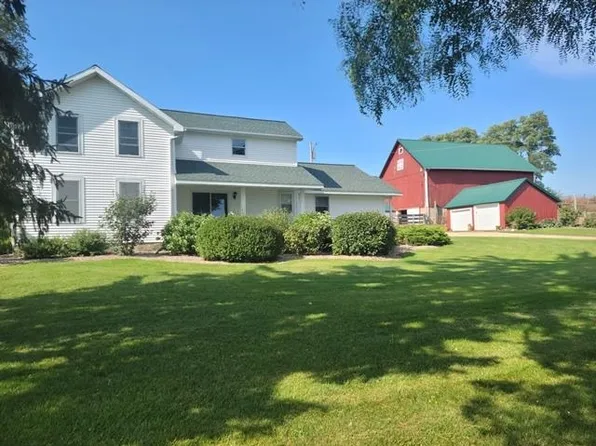 S5037 Prairie View Rd, Reedsburg, WI 53959