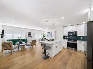 2770 Santa Barbara Dr NW, Atlanta, GA 30318