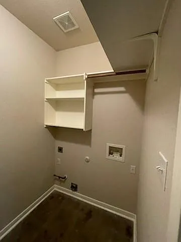 1718 Woodvista Pl — Photo 26