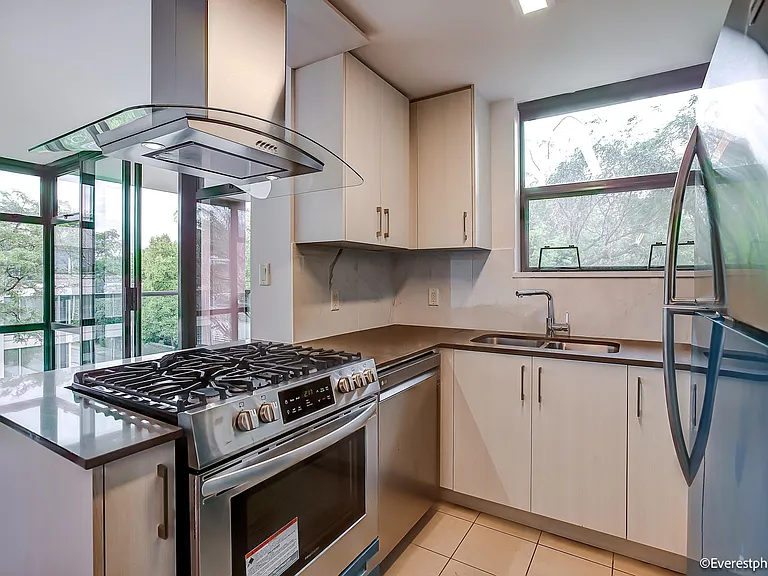 5933 Cooney Rd #5F — Photo 30