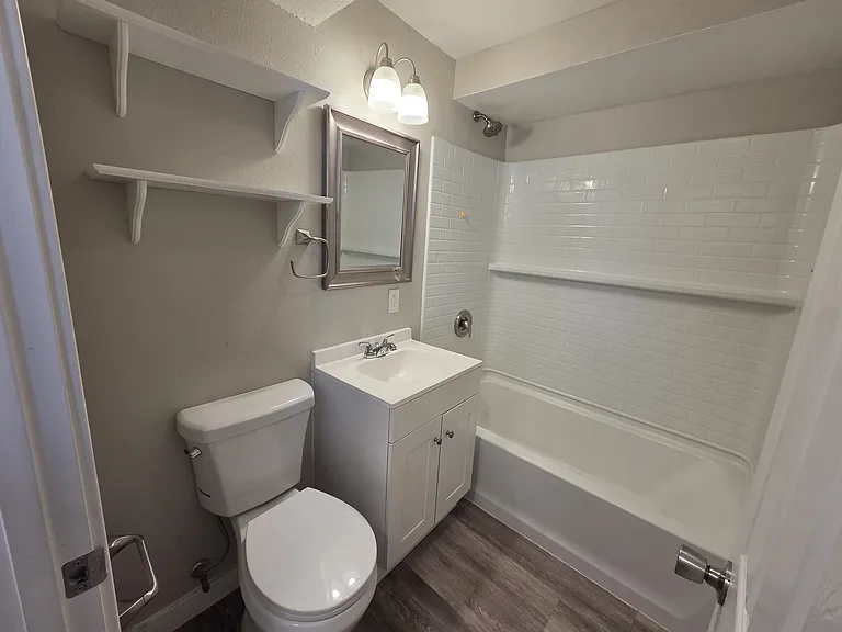 352 I St — Photo 16