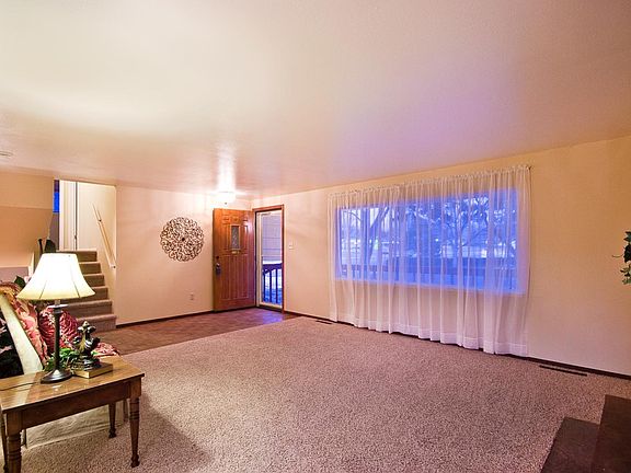 Entry into Living Room