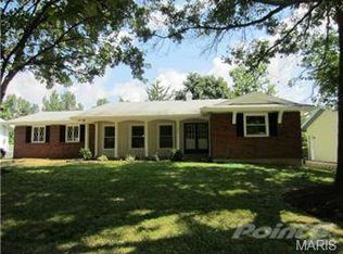 1289 Brenthaven Ln, Florissant, MO 63031