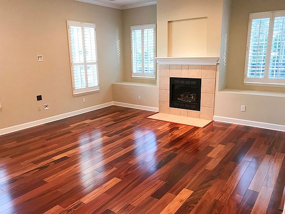 3rd image of 617 Hannah Park Ln
