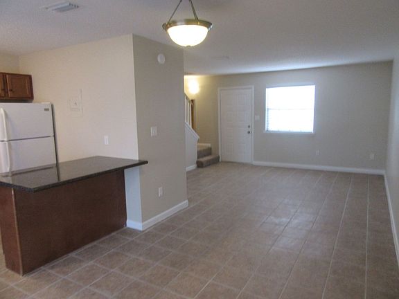 3rd image of 2750 W 12th St APT 3C
