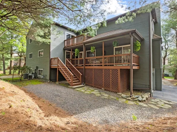 128 Captain Eames Cir Unit 128, Ashland, MA 01721