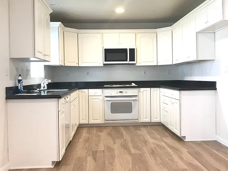 612 Graciella Ct — Photo 2