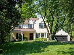 1605 Forest Hill Dr, Louisville, KY 40205