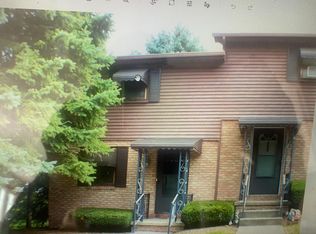 3725 Amherst Rd, Erie, PA 16506