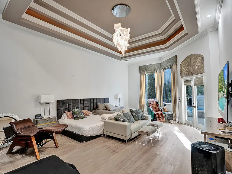 7988 Mandarin Dr — Photo 11