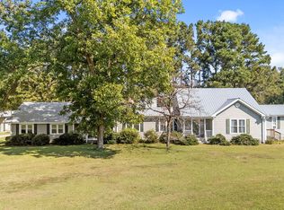 1208 Peach Orchard Rd, Four Oaks, NC 27524