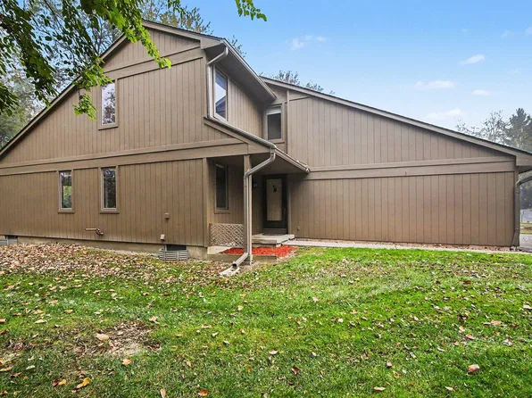 503 Park Pl, Saline, MI 48176