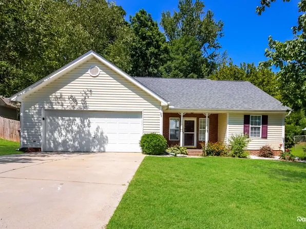 3326 Whitebridge Ln, Charlotte, NC 28262