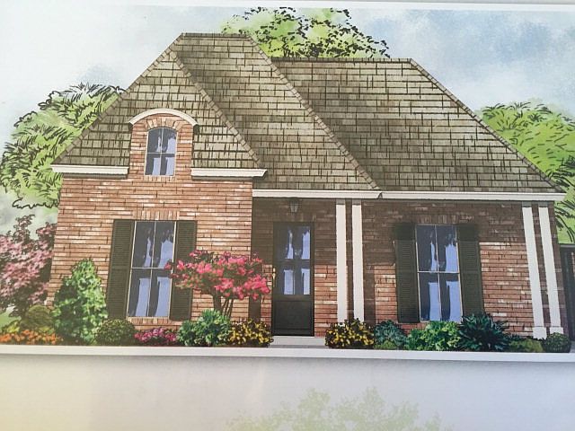 1st image of 121 Mulberry Ln