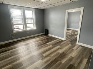 40 W 29th St #4C, Bayonne, NJ 07002