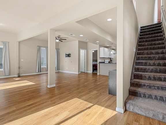 5th image of 109 6th St NW