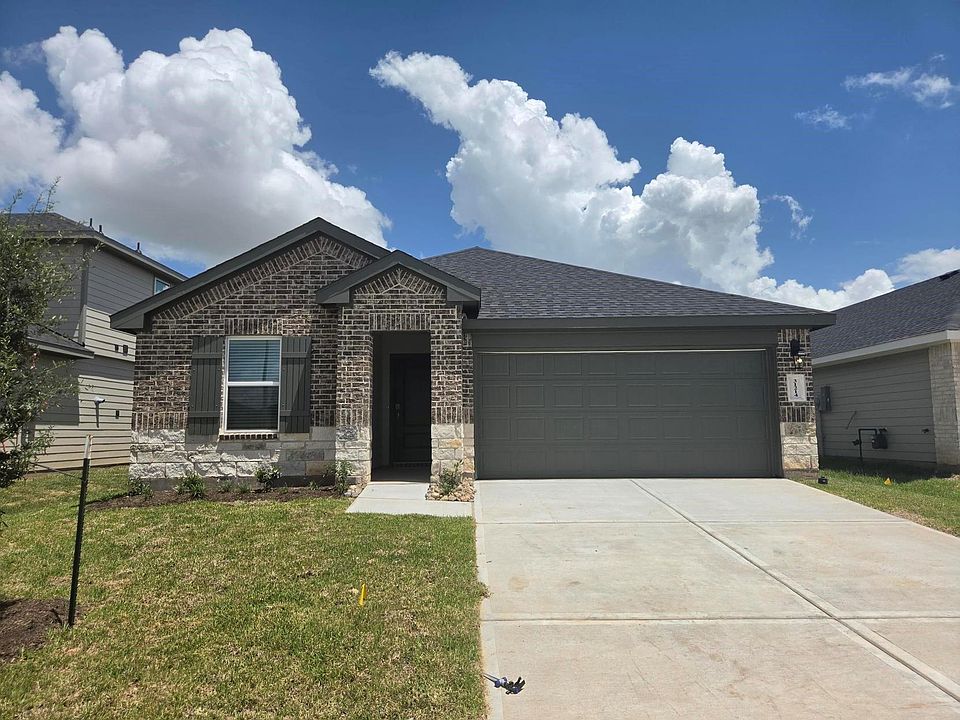 1st image of 31214 Harp Ridge Dr
