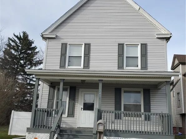 2433 Mahoning Rd NE, Canton, OH 44705