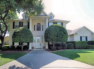 1112 Serendipity Cir, Sanger, TX 76266