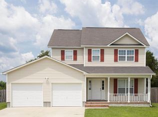 100 Croaker Ln, Maysville, NC 28555