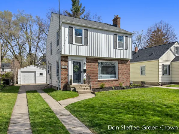 901 Walsh St SE, Grand Rapids, MI 49507