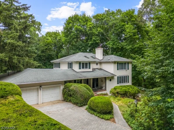 441 Hawthorne Pl, Ridgewood Village, NJ 07450