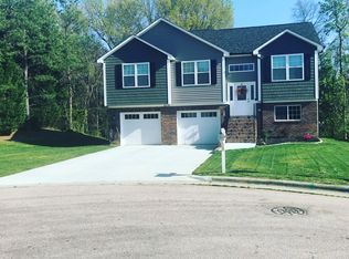 654 Marigold Dr, Kannapolis, NC 28083