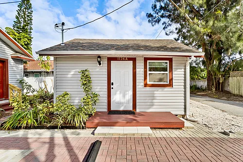 1136A 22nd Ave N #A Photo 1
