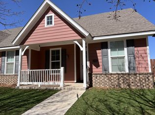 2130 10th St, Lubbock, TX 79401