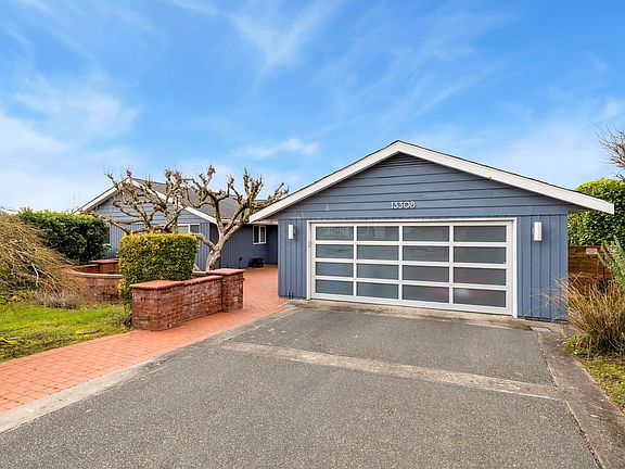 2nd image of 13308 SE 44th Pl