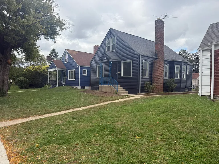 1050 Bulen Ave — Photo 43
