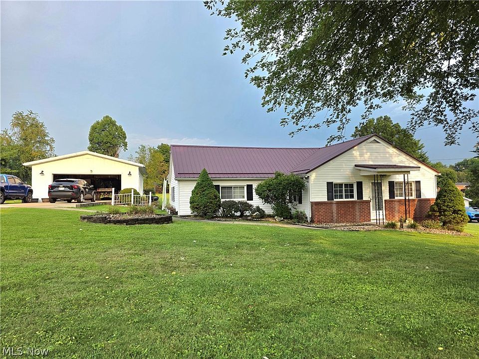 1st image of 346 Island View Dr