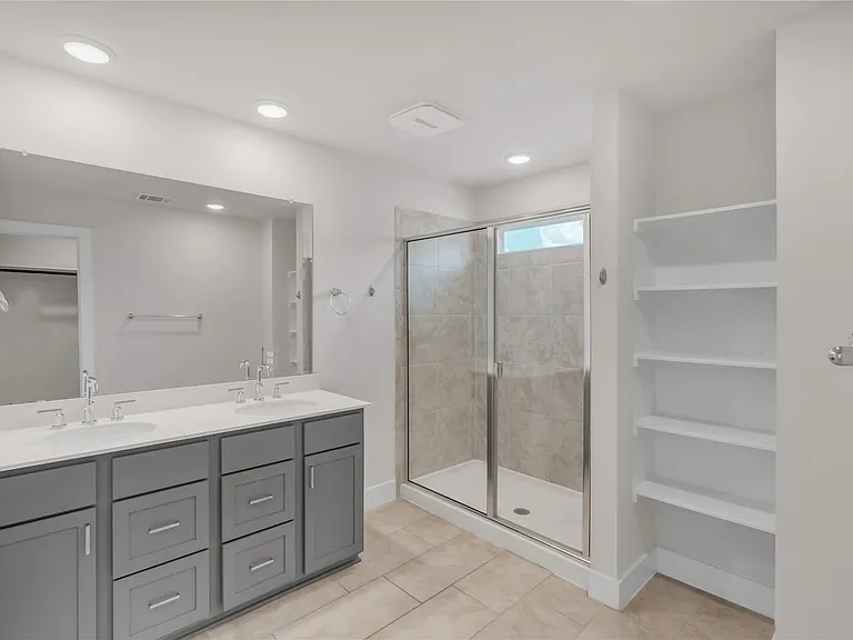 15607 Ellinger Dr — Photo 19