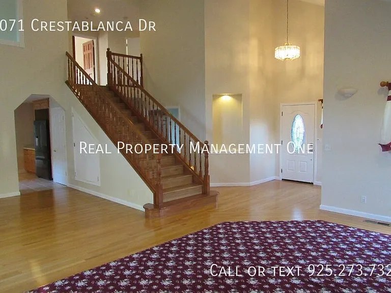 3071 Crestablanca Dr — Photo 10