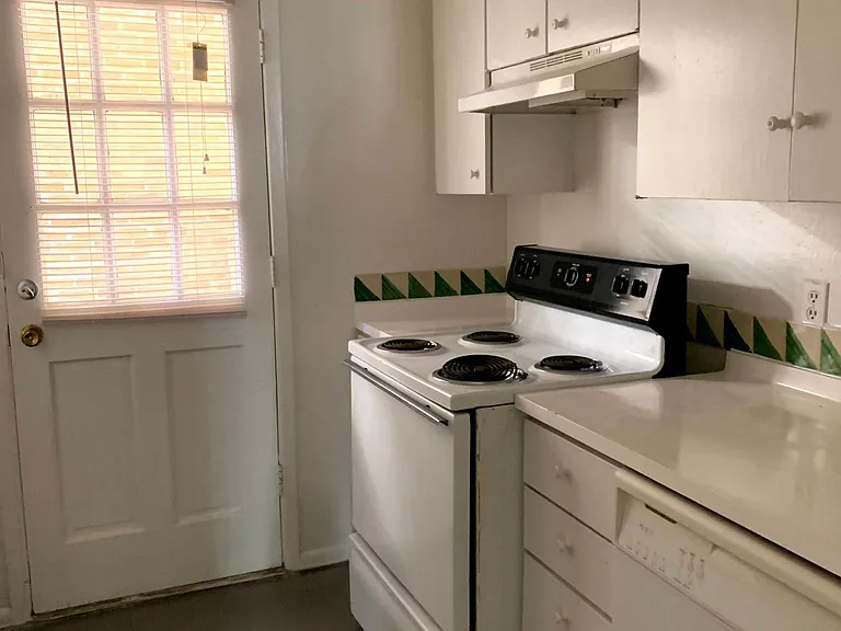 Kitchen w/ Stained Concrete - Right
