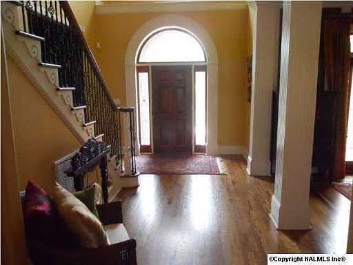 4th image of 3100 Brook Park Dr SE