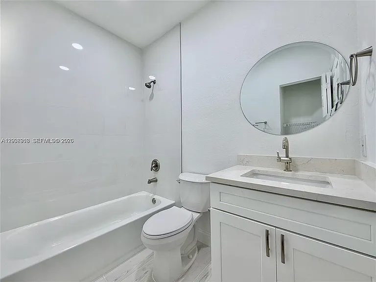 4412 Woodland Cir — Photo 8