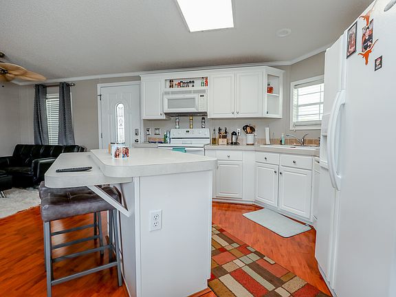 3rd image of 651 SW 117th Way #14-25-PL