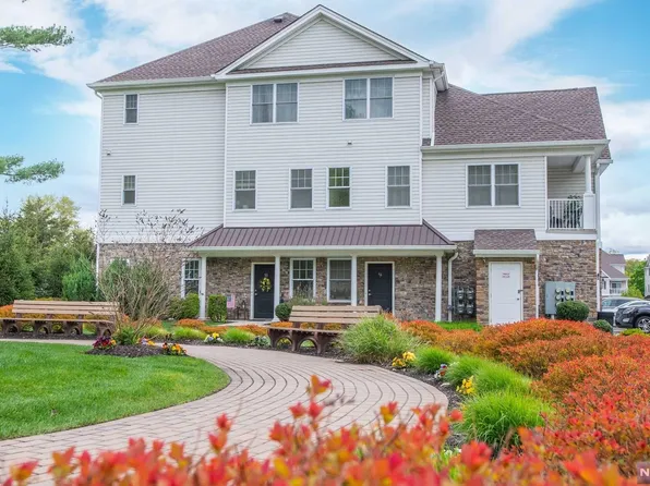 58 Elston Ct, Haskell, NJ 07420